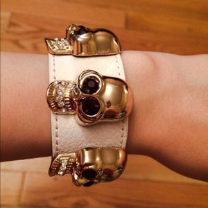 Crystal skull bracelet